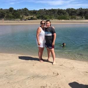 Meet your Posher, Genine